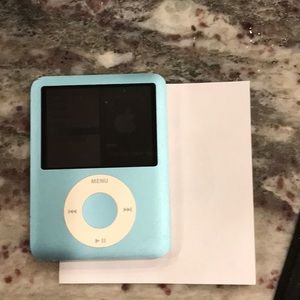 Apple IPod Nano 3rd Gen 8 GB